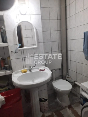 Apartament 3 camere, decomandat, parter - imagine 11