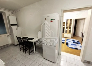 3 camere în zona Facultății de Medicină, pentru locuit sau investitie - imagine 4