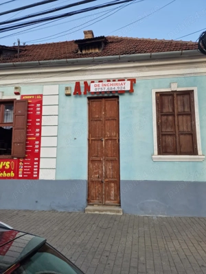 Spatiu comercial de inchiriat, zona ultracentrala - imagine 2