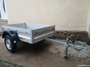 Remorca de aluminiu de 750 kg.