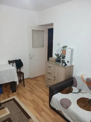 Apartament de vânzare 2 camere-Pasaj-Tractorul - imagine 2