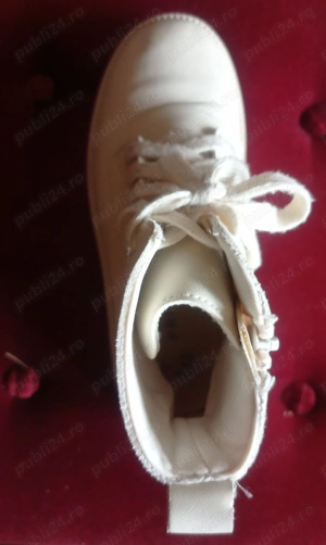 Bocanci fetite Nr 34