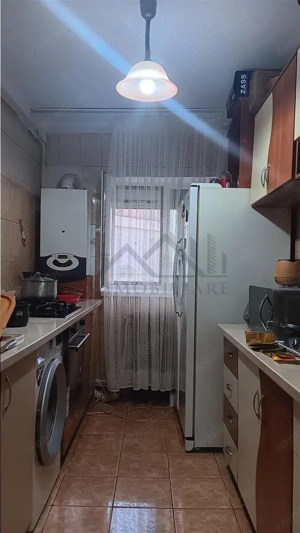 Tomesti  Ap. 2cd s=50mp renovat, et 4 4 cu pod bloc pe cadre, reabilitat termic - imagine 8