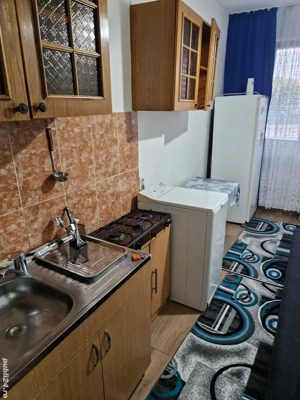 Proprietar închiriez garsoniera zona Dâmbovița 