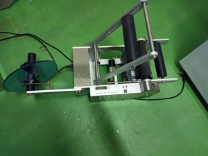 Vand masina semiautomata de etichetat functionala