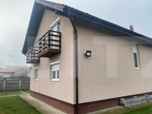 Casa individuala 5 camere, P+M Mosnita Noua, teren 700 mp