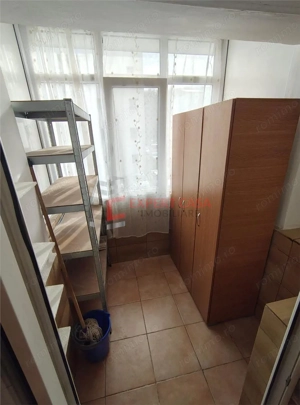 Vand apartament 2 camere decomandat
