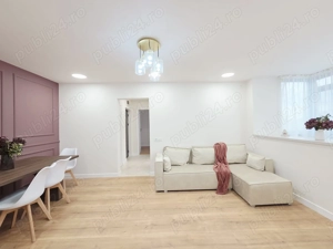 Apartament cu trei camere renovat mobilat GATA DE MUTAT