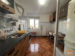 2 camere decomandat Bucovina , 58 mp utili , centrala proprie - imagine 8