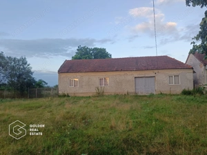 Casa cu 3 camere, comuna Birchis