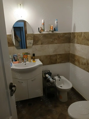 Vând apartament 4 camere,et 1din 4,micro 4,situat lângă Parcul Siderurgistului. - imagine 8