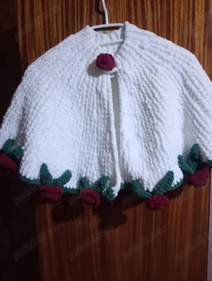 Vand bolero cu trandafiri handmade