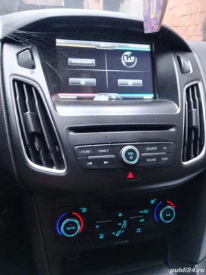 Vand Ford Focus din anul 2015 - imagine 3