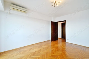 VANZARE Duplex 4 camere pe 2 niveluri (et.6 si 7)   Bd. Unirii nr. 12 (Fantani) Vedere Mitropolie - imagine 6