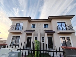 Duplex deosebit - la cheie - toate utilitatile.