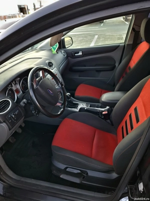 Vând Ford Focus, benzină - imagine 4
