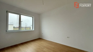 Duplex cu 3 camere si panouri fotovoltaice, zona Mosnita Noua - imagine 8