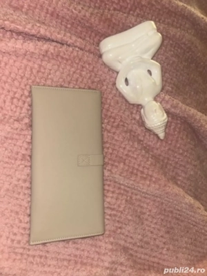 Plic guess tip geanta