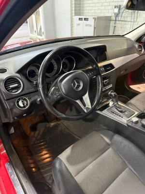 Mercedes C 180 GCI 2012 Avangarde ,incalzire scaune,cutie 7 g-tronic - imagine 4