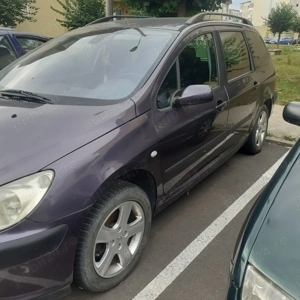 Vand PEUGEOT 307 ,1.6 diesel, fara acte valabile! Masina se afla in Onesti. 