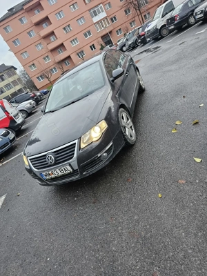 Vand Passat b6  motor 2.0 , cod BKP un singur ax cu came, 