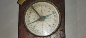 busola model rar incastrata in lemn vintage