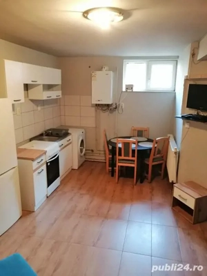 Închiriez apart. spate Vivo 