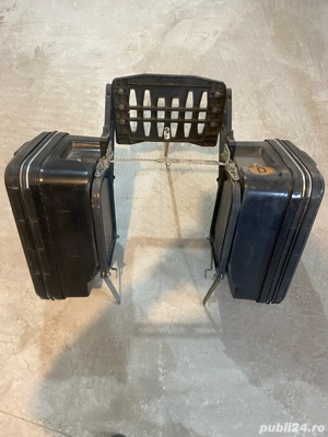 Genți laterale, coburi, cu sistem de prindere universal