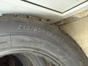 Vând anvelope iarna Premiorri 215/65/R16 sh