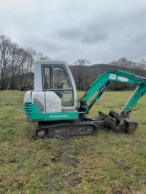 Miniexcavator 2,8 tone - imagine 4