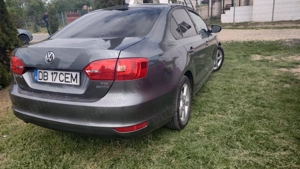 Volkswagen Jetta 1.6Tdi 105cp Euro5   An 2011 08 - imagine 2