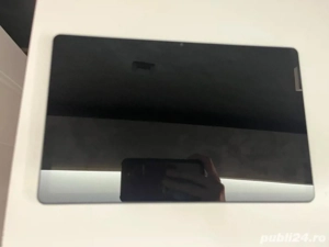 Tableta Lenovo M10