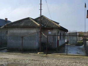 Casa de vânzare în Manasia 