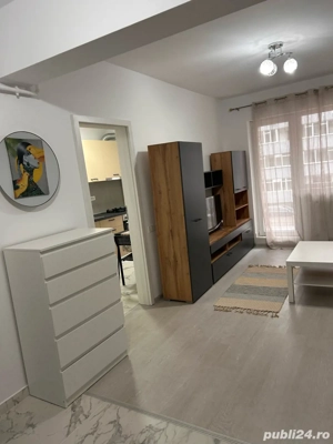 Inchiriez Garsoniera