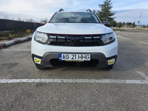 Vand Dacia Duster 2023 Prestige 1.5 dci 4 4 - imagine 4