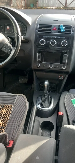 Vând autoturism wolskwagen touran  - imagine 5