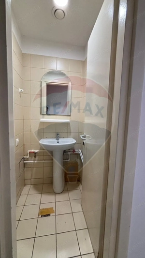 Spațiu comercial de închiriat vis-a-vis de Primaria Mangalia-87mp - imagine 9