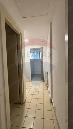 Spațiu comercial de închiriat vis-a-vis de Primaria Mangalia-87mp - imagine 12