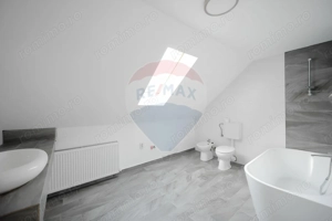 Casă 4 Camere cu Garaj, Construită de Proprietar, Cartier Episcopia - imagine 15