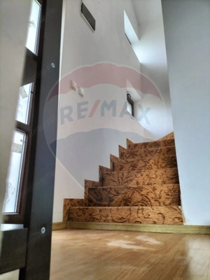 Casă / Vilă cu 4 camere la 25 min de Piata Victoriei - Tartasesti - imagine 8