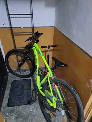 Vand bicicleta in stare foarte buna