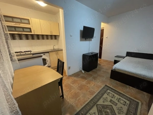 Proprietar închiriez garsonieră în sector 5 zona Petre Ispirescu, distanța 10  min de Piață Unirii  