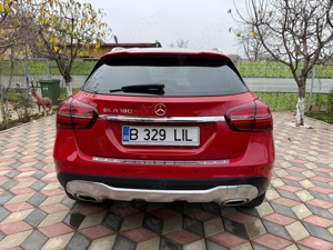 Mercedes GLA 180,An 2019,70000km,Manuala - imagine 4