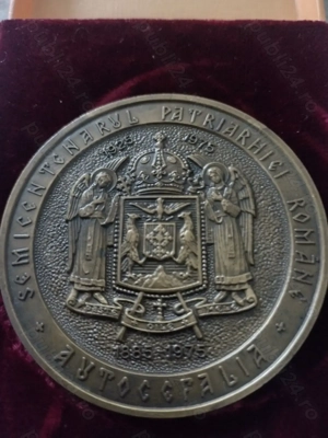 Vand 3 medalii patriarhale din bronz pentru colectionari - imagine 3