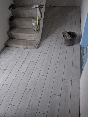 Executam lucrări interioare și exterioare , finisaje ,placări s.a.