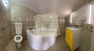 Casa pretabila muncitori cu 4 camere si 3 bai in Sura Mare - imagine 9