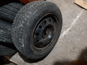 Vand 4 jente echipate cu anvelope de iarna 175/65/14 10% uzate . - imagine 2