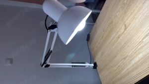 Birou sau masă de manichiură 