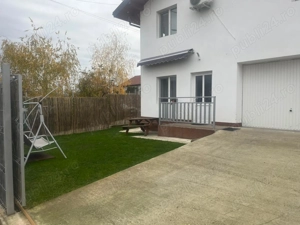 Casa D+P cu spatiu comercial la parter