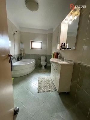 Casa individuala cu 7 camere si teren de 431 mp, zona Lipovei - imagine 13